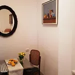Anton Apartment