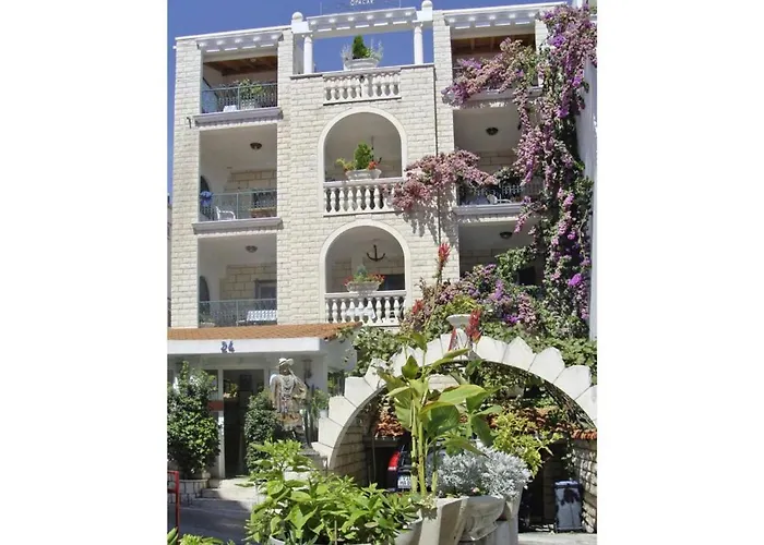 Anton Apartment Makarska